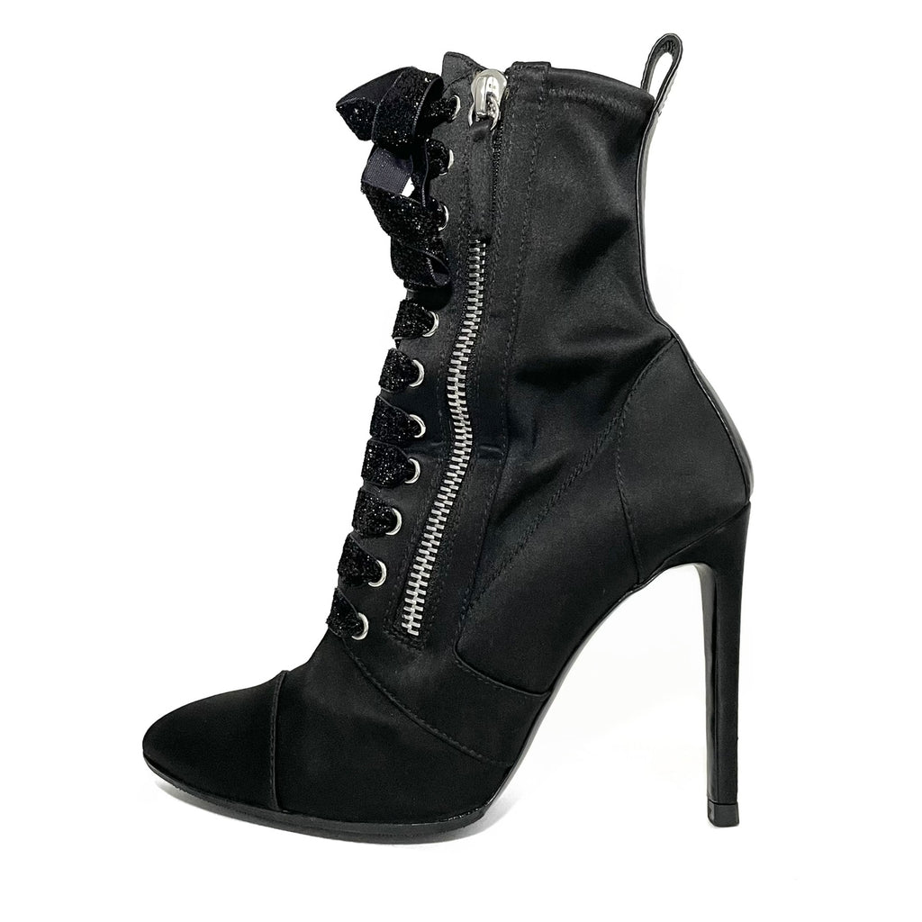 Kamylia Satin Boots 37.5 – CAVIAR GAUCHE